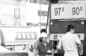 三地原油均價變化率止?jié)q 成品油調(diào)價預(yù)期或生變數(shù) 三地原油均價變化率止?jié)q 成品油調(diào)價預(yù)期或生變數(shù)