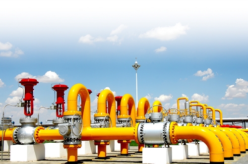 兩石油巨頭展開天然氣爭奪戰(zhàn) 兩石油巨頭展開天然氣爭奪戰(zhàn)